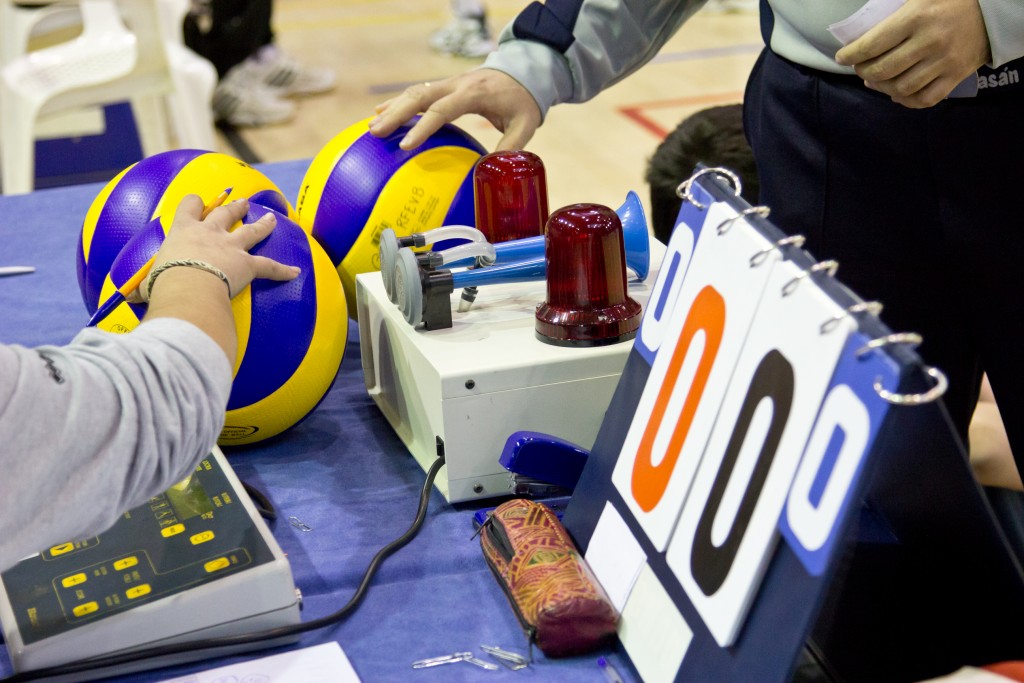 Mesa_de_anotadores_de_voleibol