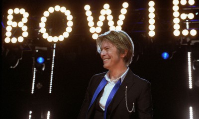 david-bowie_chicago_2002-08-08_photoby_adam-bielawski