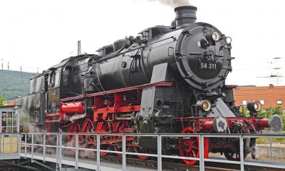 steam-locomotive-2369037_960_720