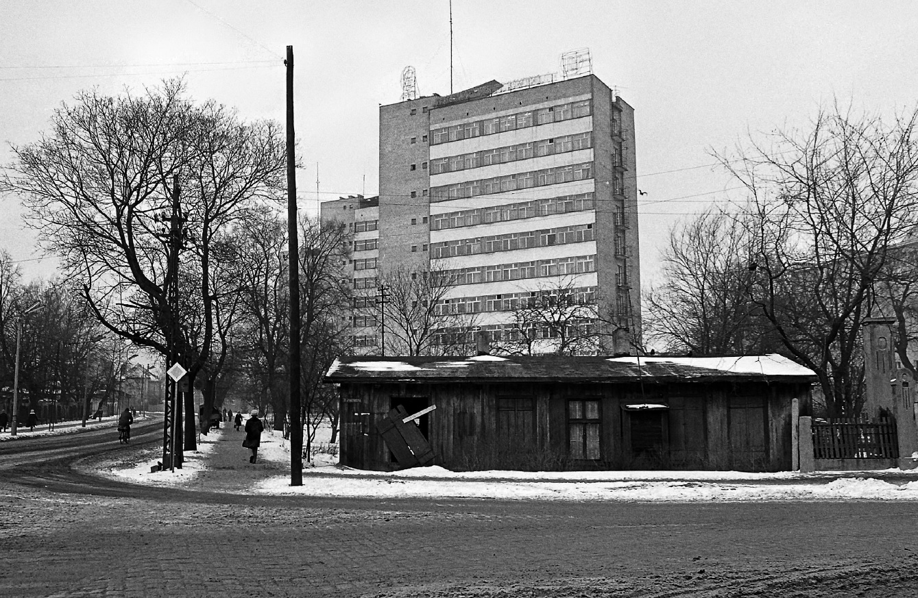 Charakterystyczne wieżowce przy ul. Szosa Chełmińska. Prawdopodobnie 1975 rok. (fot. Andrzej Kamiński)