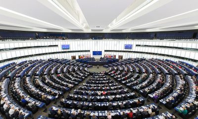 1200px-European_Parliament_Strasbourg_Hemicycle_-_Diliff